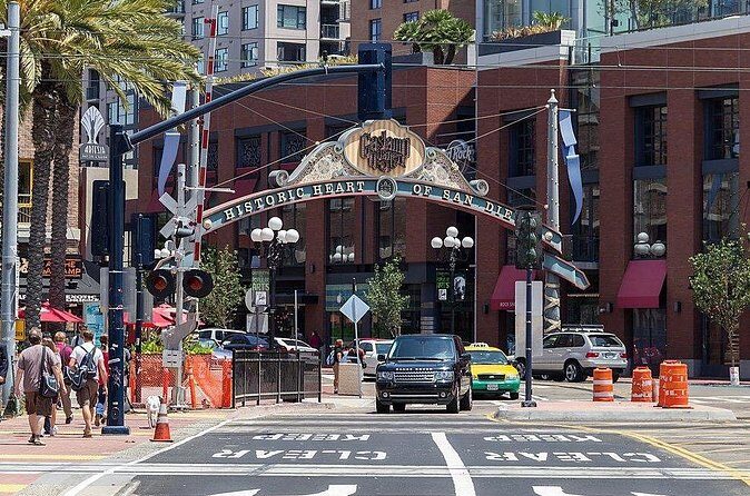Private Walking Tour and Gaslamp Adventure in San Diego - The Sum Up
