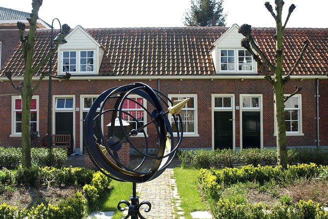 Private Walking Tour: Delfts Royal History and Pottery - Weather Considerations