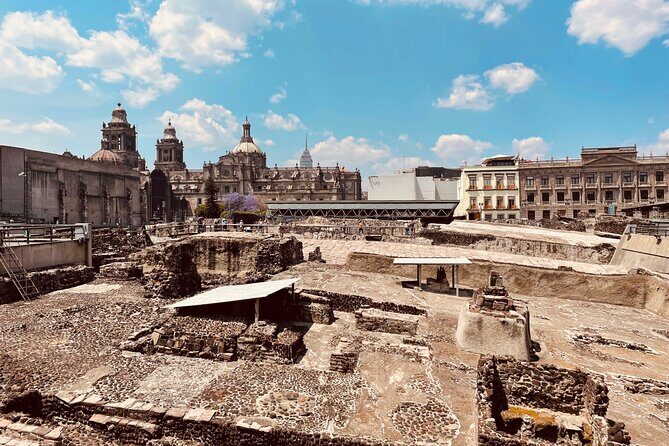 Private Walking Tour in Templo Mayor and Bellas Artes - Key Points
