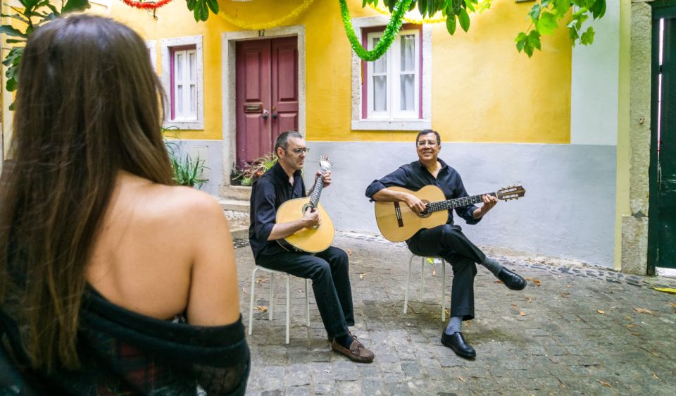 Private Walking Tour of Lisbon With Official Tour Guide - Key Points