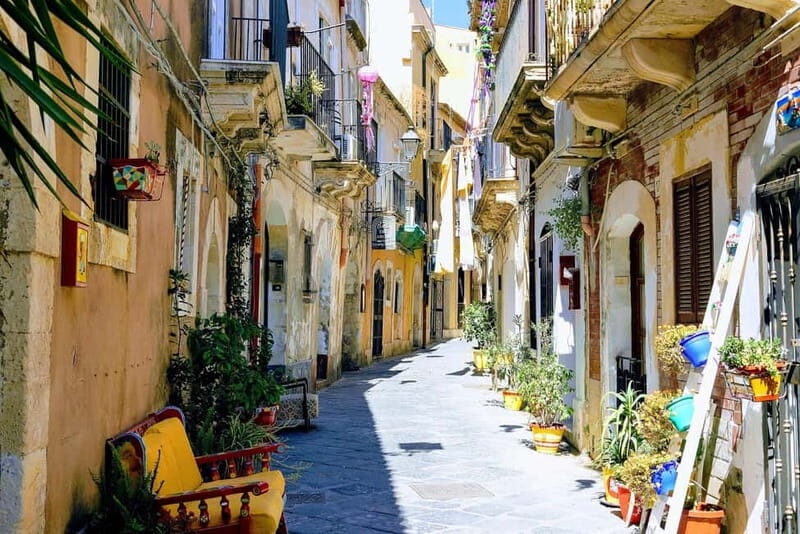 Private walking tour of Ortigia - Exploring Ortigia: A Walk Through Sicilian Charm