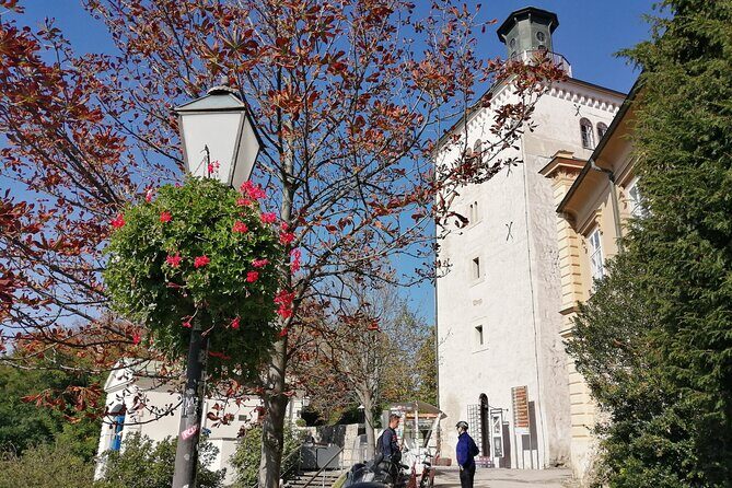 Private Walking Tour of Zagreb with Funicular Tickets - Valuing the Experience