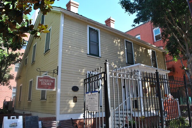 Private Walking Tour San Diego: Little Italy and Gaslamp Quarter - Tour Experience