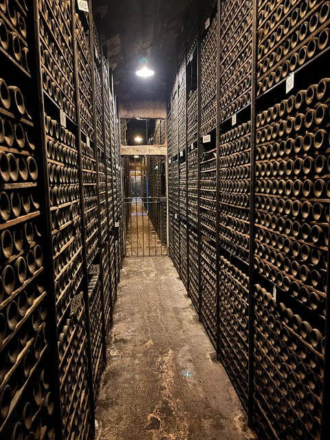 Private Wine Day From Bilbao, Visit 2 Wineries in La Rioja - Transportation and Logistics