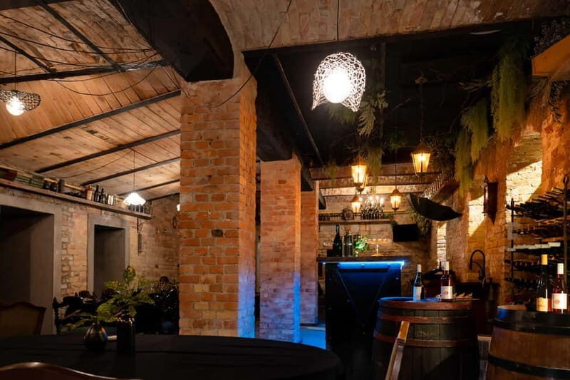 Private wine tasting event in authentic ambiance in Budapest - FAQ