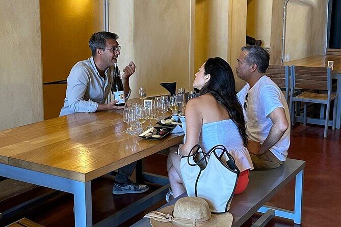 Private Wine Tasting-Wine Museum- Snacks: 2, 3 or 4 Wineries - FAQs
