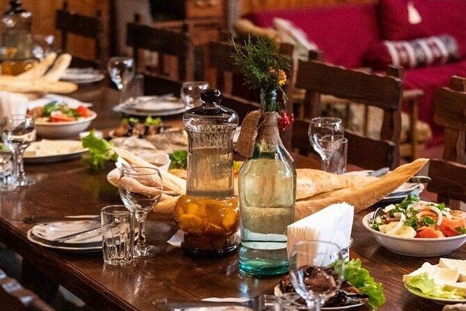 Private Wine Tour In Kakheti Region with 7 Wines and Lunch - Who Will Love This Tour?