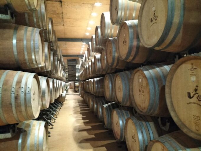 Private Wine Tour: Visit Stellenbosch, Franschhoek &Paarl - Exploring Franschhoek Town