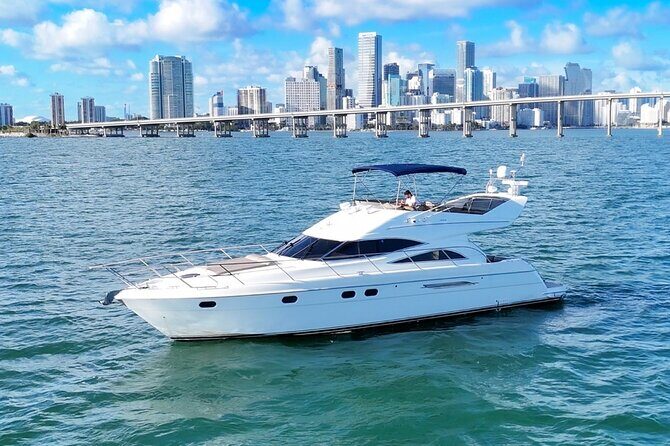 Private Yacht 60' +2 Jet Ski | + 1 Free Hour | Miami Yacht Rental - The Sum Up