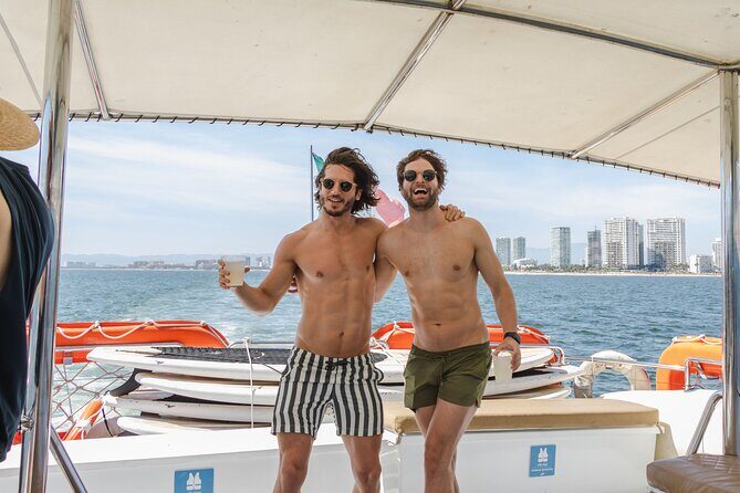 Private Yacht Charter ChicaFUN 5 Waterslides All Inclusive - What’s Included and What’s Not