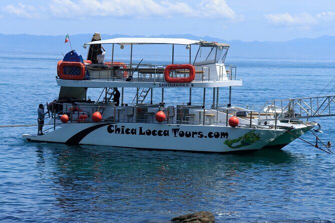 Private Yacht Charter ChicaFUN 5 Waterslides All Inclusive - FAQs