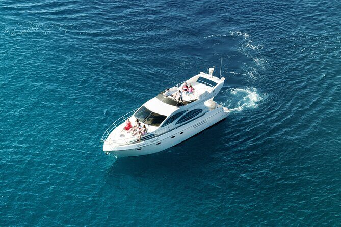Private Yacht Charter in Madeira - 2 hours - Discover Madeira from the Water: Private Yacht Experience
