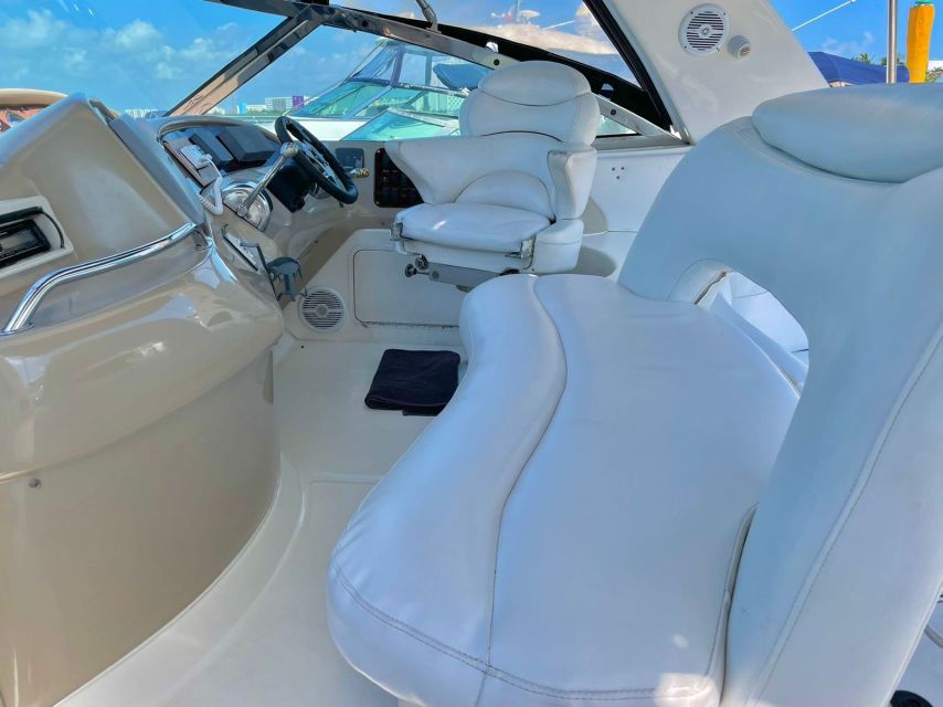 Private Yacht in Cancun for Maximun 15 People - Key Points