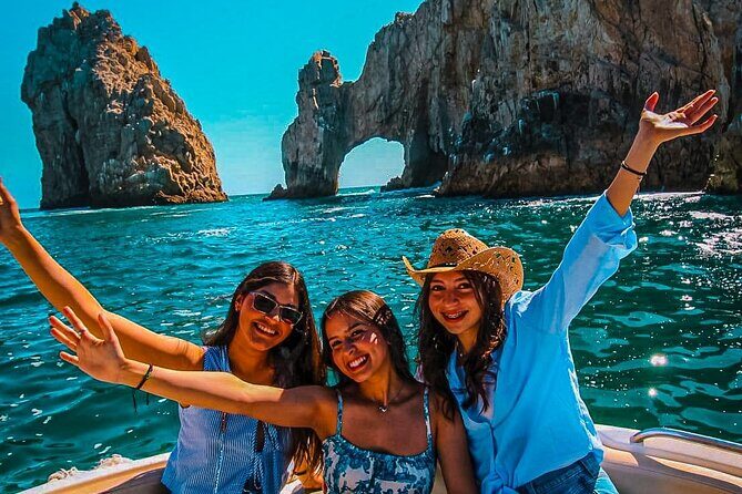 Private Yacht in Los Cabos | 10 PAX & 3 HRS - Authentic Feedback & Real Experiences