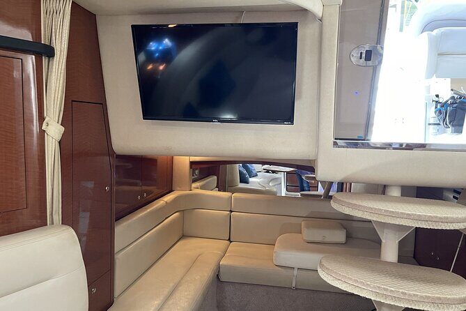 Private Yacht in Punta Cana, Unlimited Drinks and HipHop Music - The Sum Up