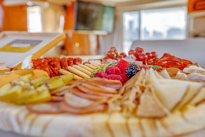 Private Yacht Rental 55 ft + 2 Jet Ski Rides | Miami Boat Tour - Key Points