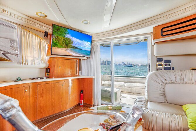 Private Yacht Rental 55 ft + 2 Jet Ski Rides | Miami Boat Tour - Who Will Love This Tour?