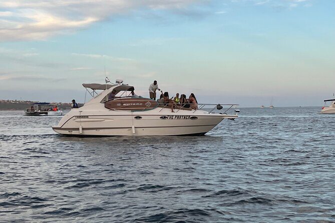 Private yacht rental for 2 hours - The Sum Up
