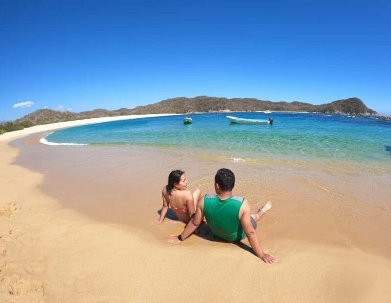 Private yacht tour of the Huatulco Bays - FAQ