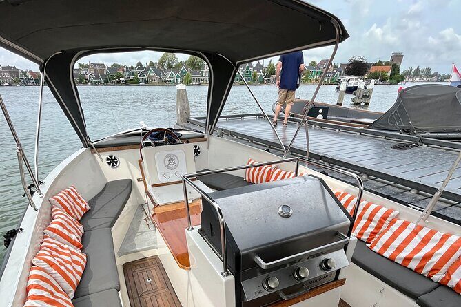 Private Zaanse Schans Windmill Cruise On Luxury Boat - Practical Tips for Visitors