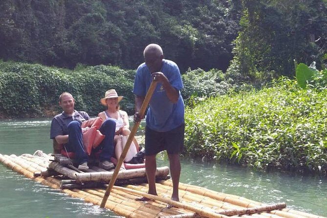 [PRIVATE]Dunn's River & Martha Brae Rafting - Entrance & Lunch - The Itinerary in Detail