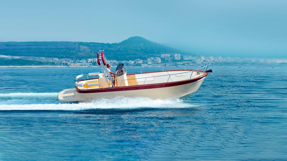 Procida: Boat Tour With Swimming Stops and Underwater Photos - Tour Overview