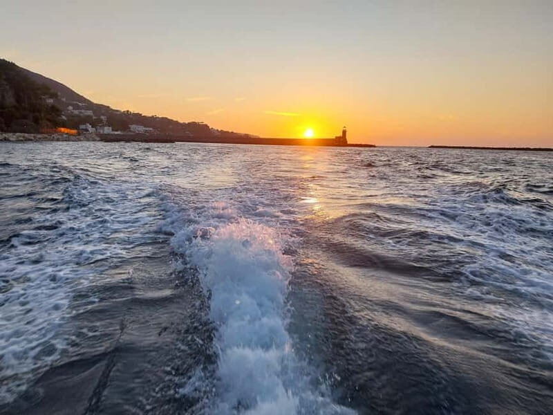 Procida: Sea View Private Boat Tour with Snorkeling - Procida: Sea View Private Boat Tour with Snorkeling