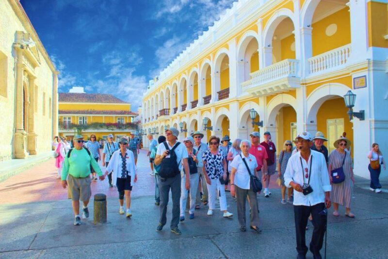 PROFESSIONAL GUIDED FULL CITY TOUR WITH STREET FOOD TASTING - Customer Reviews