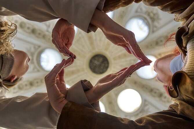 Professional Photographer in Vienna for your Vacations - Introducing the Vienna Photoshoot Experience