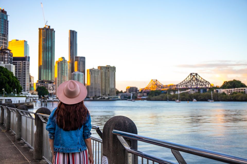Professional Photoshoot at Kangaroo Point Cliffs Park - Host and Accessibility