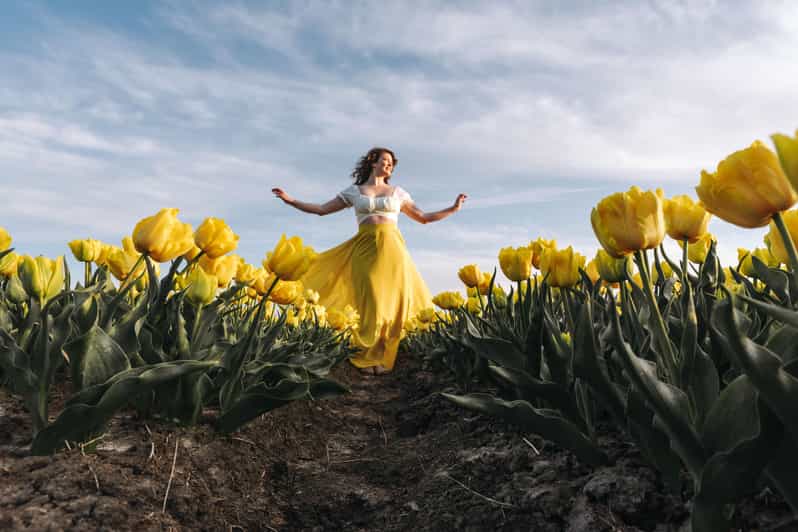 Professional Photoshoot at Tulip Fields and Keukenhof - Overview of Photoshoot Package