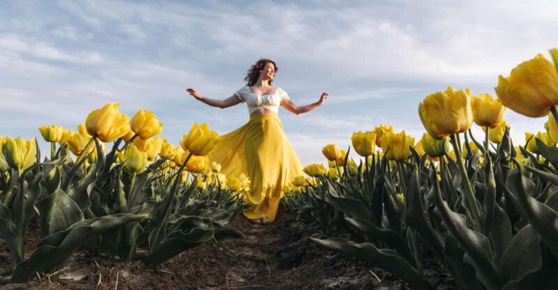 Professional Photoshoot at Tulip Fields and Keukenhof - Frequently Asked Questions