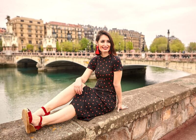 Professional Photoshoot While Visiting San Sebastián - Tour Logistics