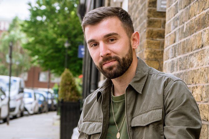 Professional Tinder Photoshoot in London - About the Experience