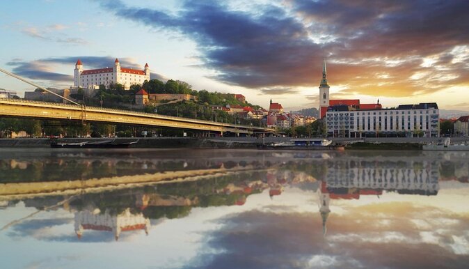 Prosecco Bike - Sights to See in Bratislava