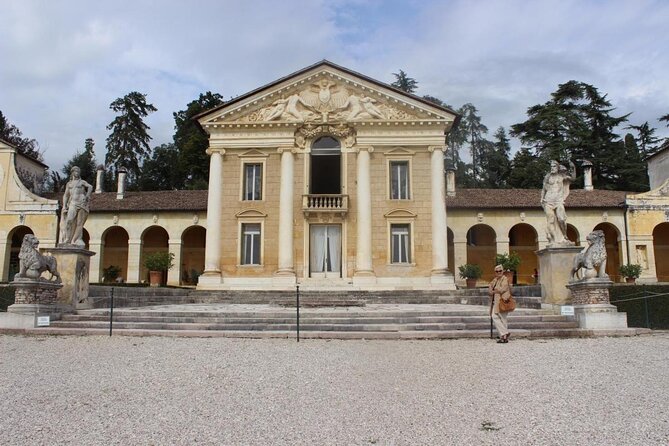 Prosecco Region Cellar Visit, Wine Tasting, Palladian Villa, Medieval Village - Medieval Village Walkthrough