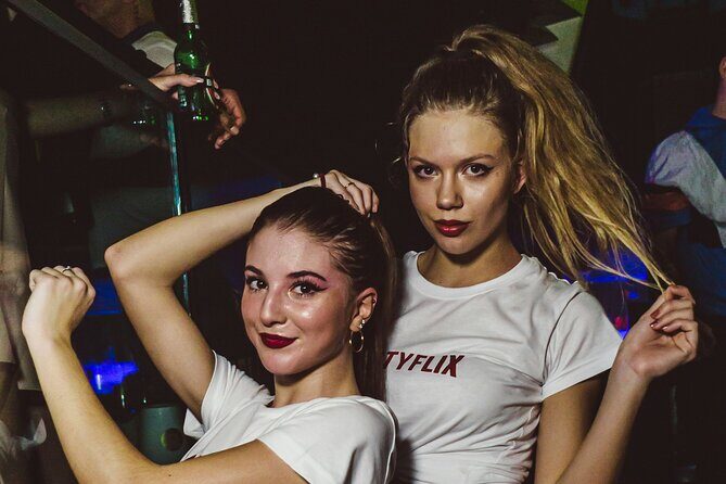 Pub Crawl Hamburg - Ladies Night - An Authentic Night Out on the Reeperbahn