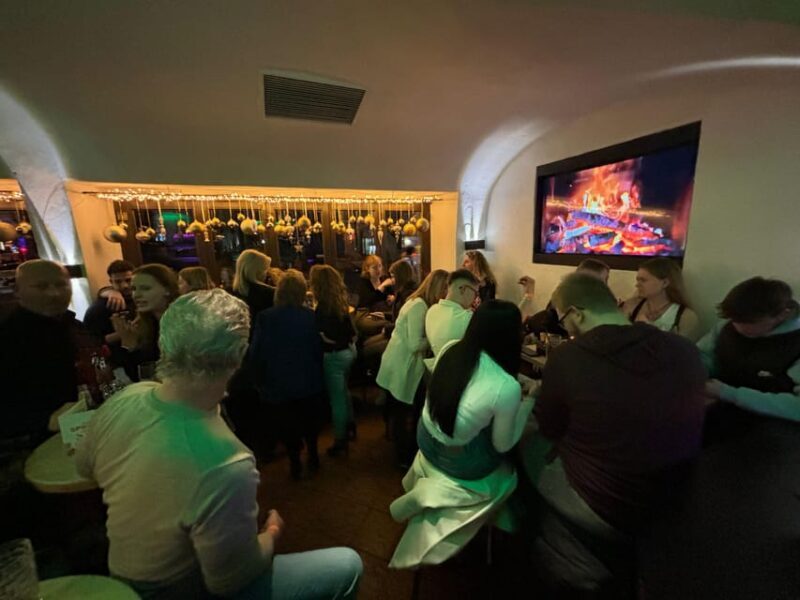 Pub crawl incl. Oktoberfest museum guided tour with beer tasting (private) - Understanding the Experience