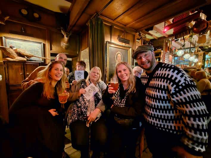 Pub Crawl & Sing-along Experience - Victorian Drinking Establishments