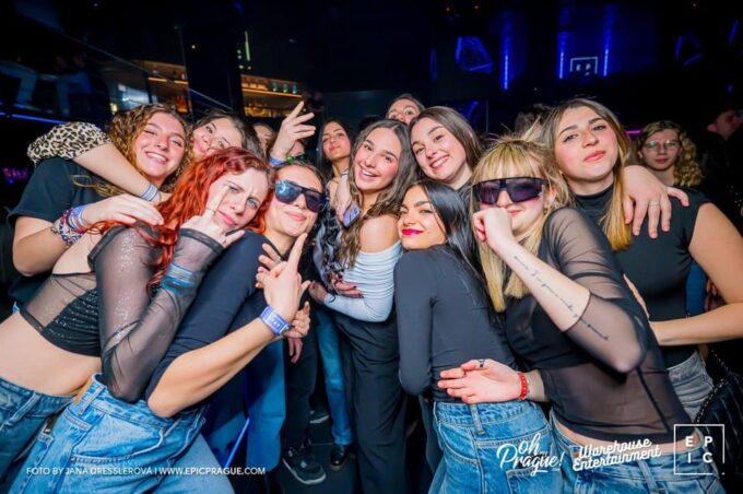 Pub Crawl With Shots and Night Club I Prague - Customer Ratings and Feedback