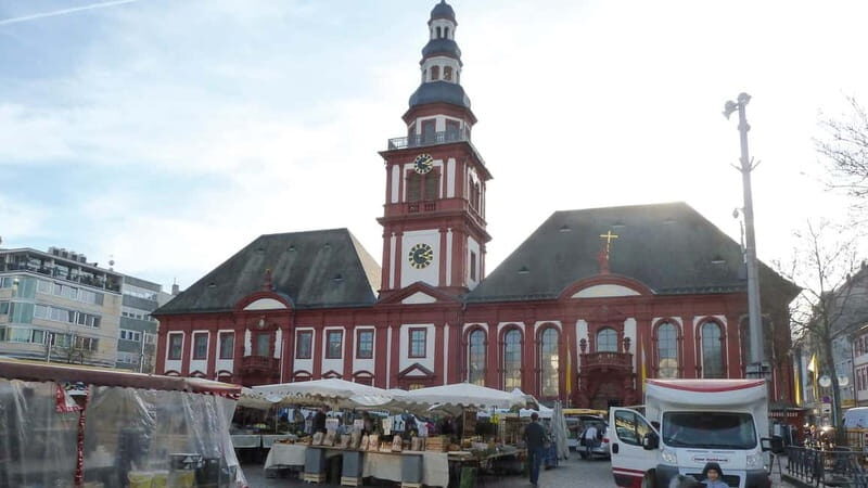 Public tour With Bertha Benz through the city of inventors Costume tour - What to Expect from the Tour