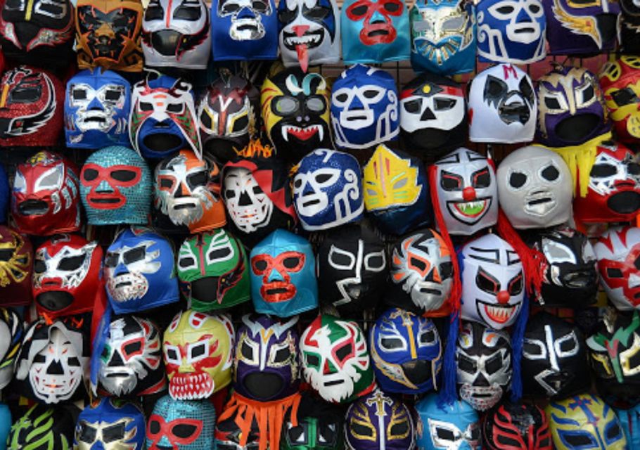 Puebla: VIP Mexican Wrestling Experience - VIP Seating and Atmosphere