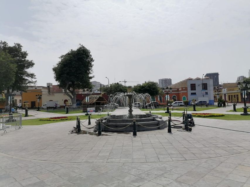 Pueblo Libre: Walking Tour on the Traces of Bolivar - Accessibility and Restrictions