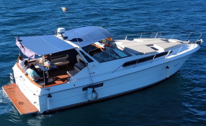 PUERTO BANUS: YACHT RENTAL FOR GROUP 1H - Booking and Flexibility Options