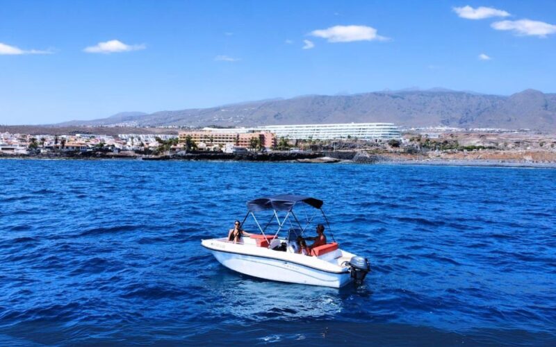 Puerto Colon: the Nina Boat Self-Drive, No License Tenerife - Key Points