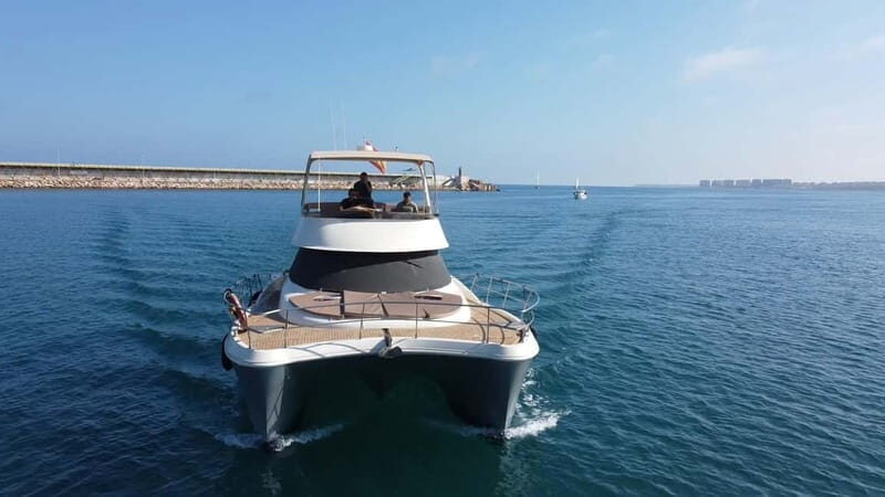Puerto del Carmen: 2h Private Sunset Catamaran Tour w/Drinks - Key Points
