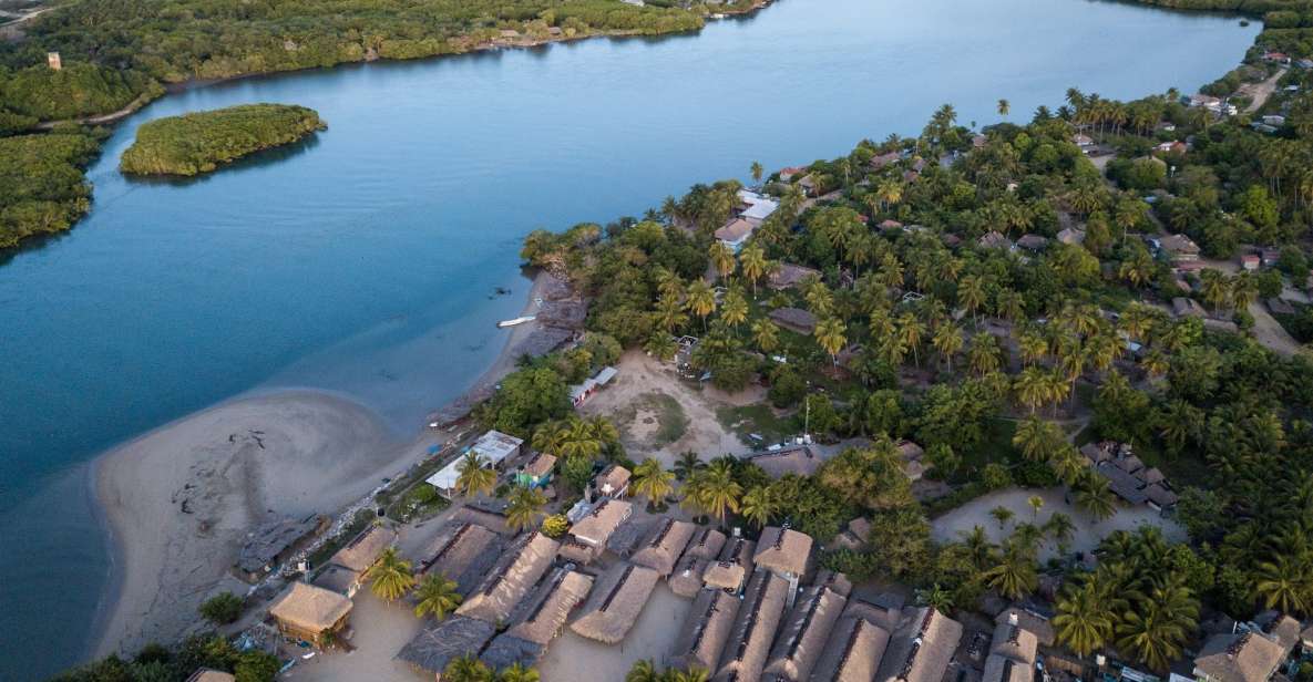 Puerto Escondido: Chacahua Lagoons Day Trip and Boat Ride - Boat Tour Through Mangrove Labyrinths