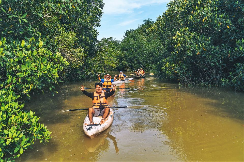 Puerto Escondido: Kayak Adventure On Manialtepec Lagoon - Hotel Pickup and Drop-off