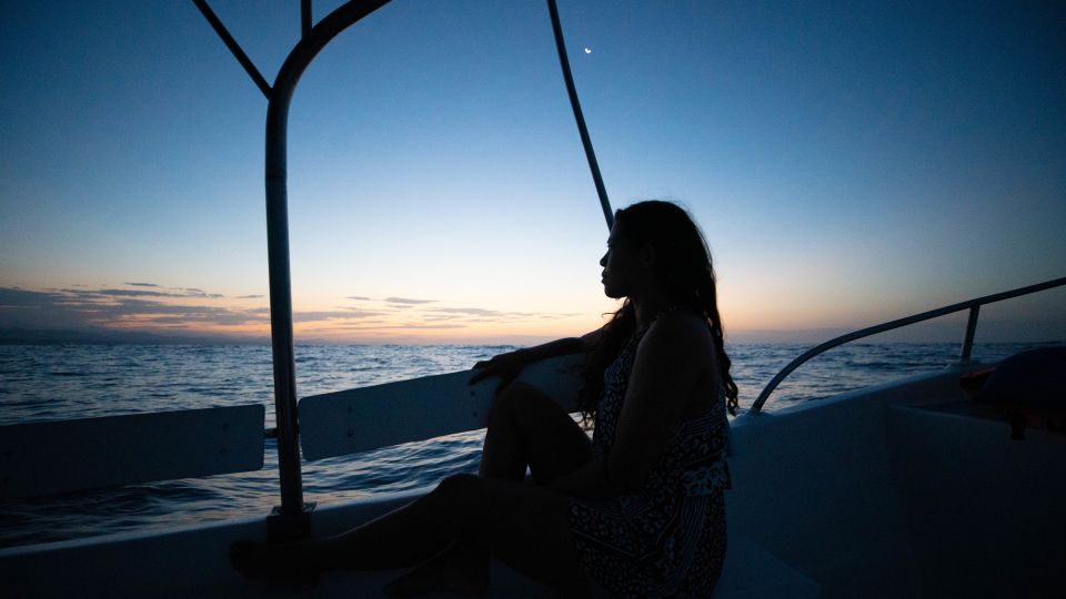 Puerto Escondido: Sunrise and Dolphin Watching Tour - Frequently Asked Questions