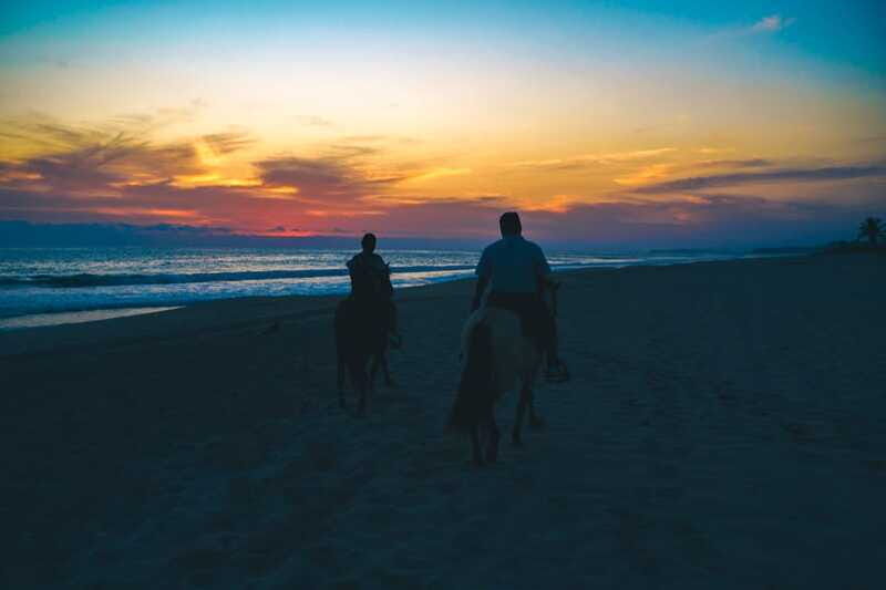 Puerto Escondido: Sunset Horse Back Riding Tour - The Sum Up